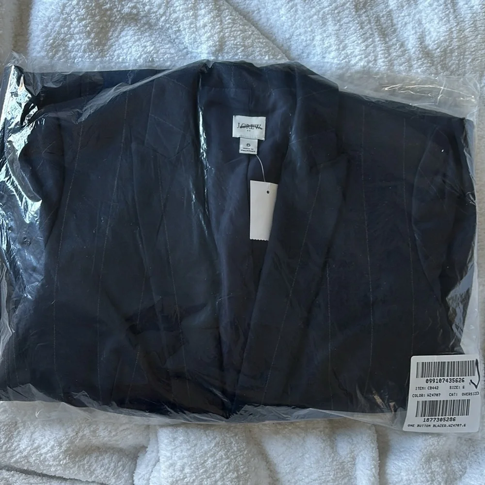 NWT J. Crew Navy Blue Tailored Pinstripe Blazer CB442